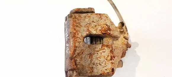 Volkswagen PASSAT B6 Front brake caliper 