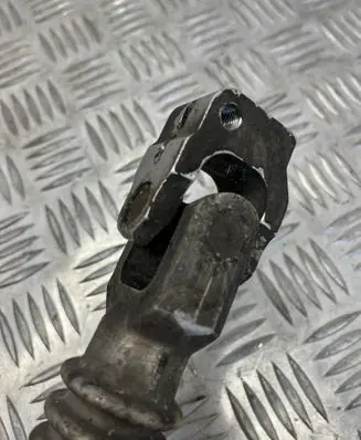Steering column universal joint