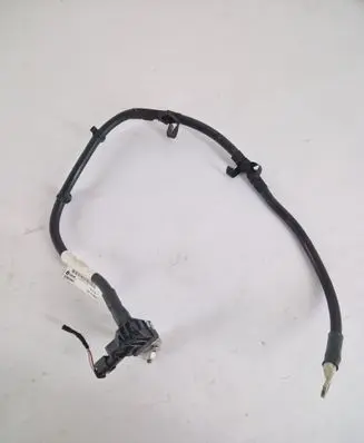 Audi A1 Positive cable (battery) 8K0915181G