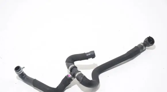 BMW X7 G07 Engine coolant pipe/hose 6821651