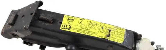 Skoda Fabia Mk1 (6Y) Lift Jack 6Y0011031