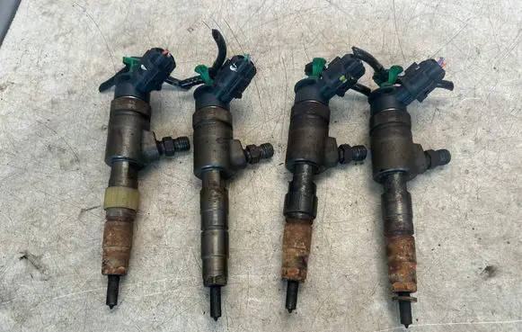 Peugeot 2008 I Fuel injectors set 0445110340 870692