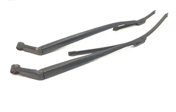 Toyota Auris 150 Front wiper blade arm