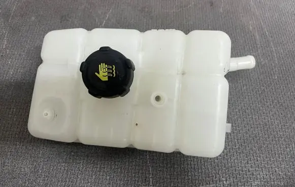 Renault Megane IV Fuel expansion tank 217101626R