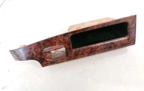 KIA Sorento Front door window switch trim 44785251110
