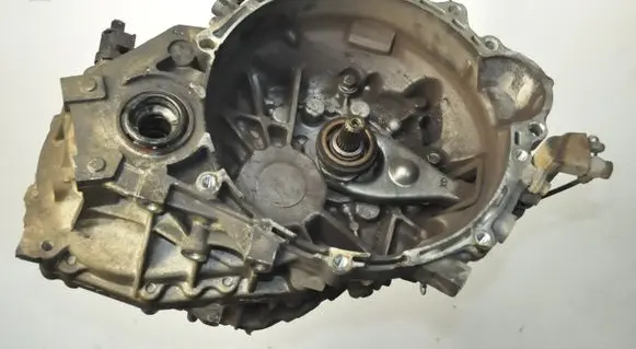 Hyundai ix35 Manual 6 speed gearbox WCJ6K