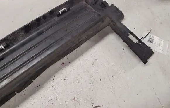 Volvo V40 Intercooler air guide/duct channel 31294096