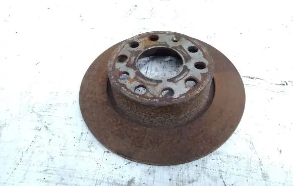 Volkswagen Beetle A5 Rear brake disc