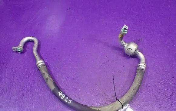 Hyundai Tucson JM Air conditioning (A/C) pipe/hose 