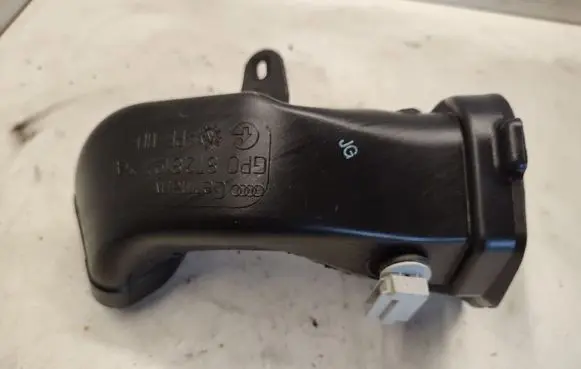 Interior temperature sensor