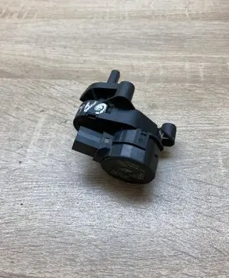 Ford Galaxy Air flap motor/actuator YM2H19E616SA 7M3907511