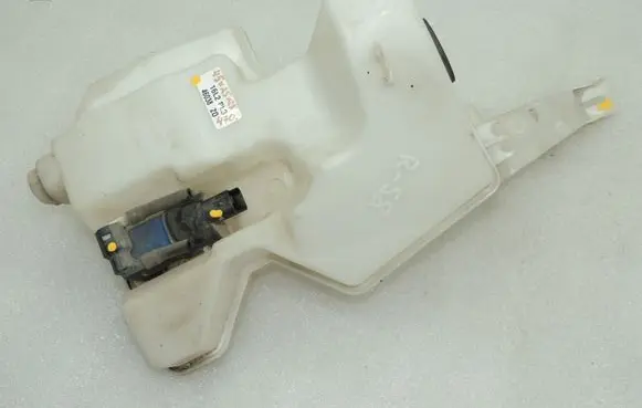 Renault Captur Windshield washer fluid reservoir/tank 289100179R 8200316568