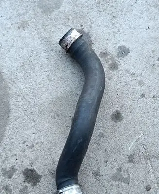 Mercedes-Benz C W204 Engine coolant pipe/hose A2045011582