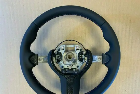 BMW 5 G30 G31 Steering wheel 32307848338 32307850403