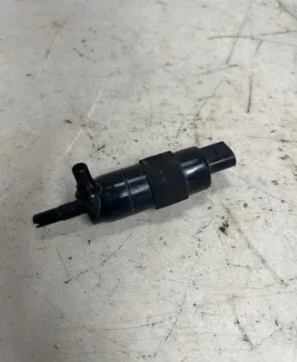 Porsche Macan (95B) Windscreen/windshield washer pump 6R0955681 3308603