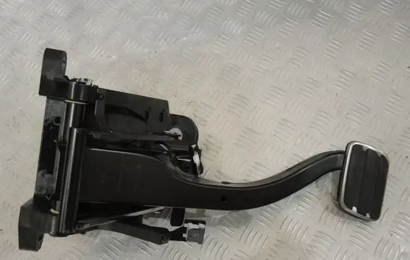 Porsche Panamera (970) Brake pedal 97042306501