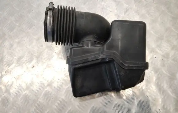 BMW Z4 E89 Intake resonator 7582910