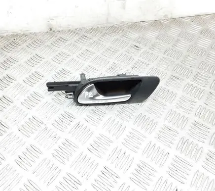 Volkswagen Jetta V Front door interior handle 1K5837113