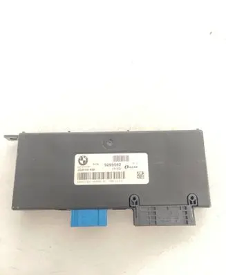 BMW 5 F10 F11 Gateway control module 9299592 131652 ZSW024SK