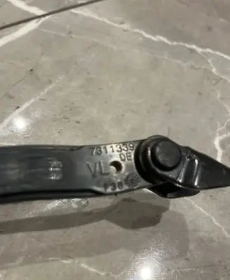 BMW 3 F30 F35 F31 Front door check strap stopper 7311339