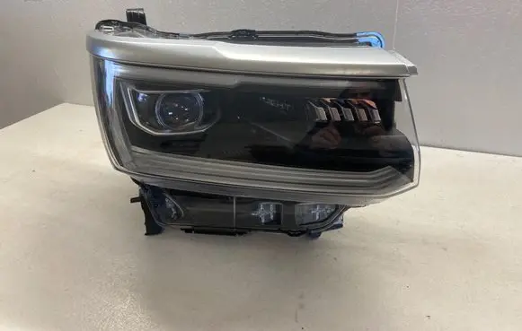 Volkswagen Amarok II Headlight/headlamp N1XB13E016AG 16MM2023 11H21