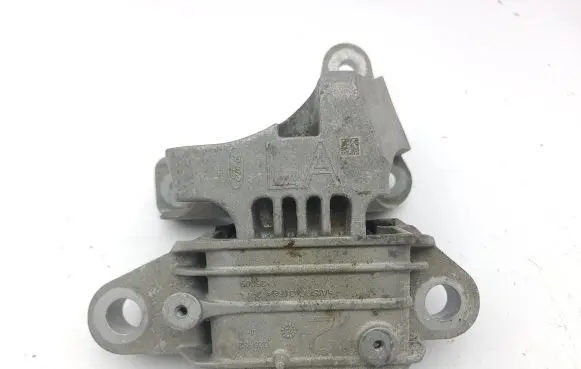 Ford Kuga III Engine mount bracket LX617M121AB