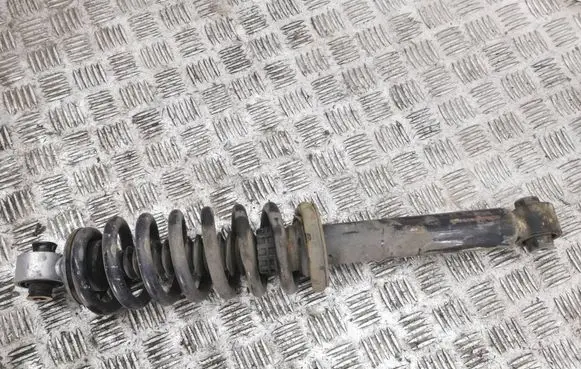 Peugeot 3008 II Rear shock absorber/damper