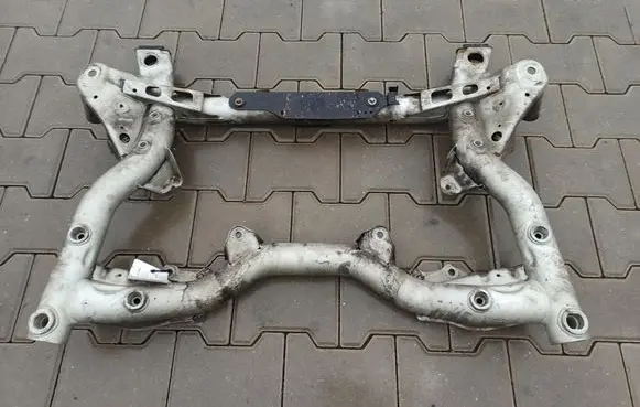 Mercedes-Benz E W212 Front subframe