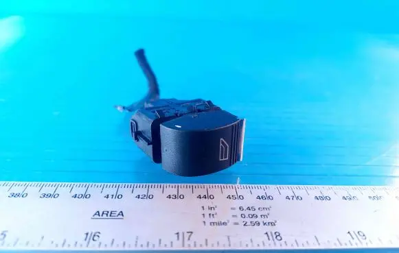 Ford Focus Electric window control switch BM5T14529AC 10108952
