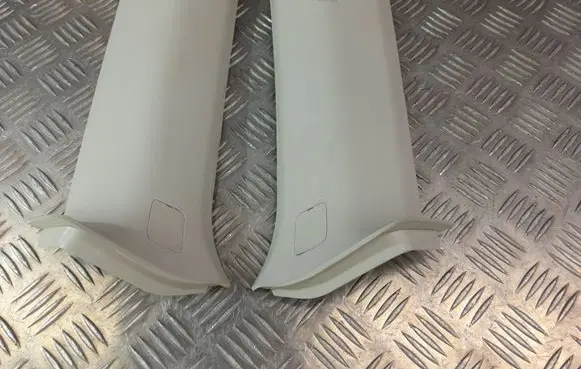 Ford C-MAX II (D)pillar trim (top) AM51R31011ABW