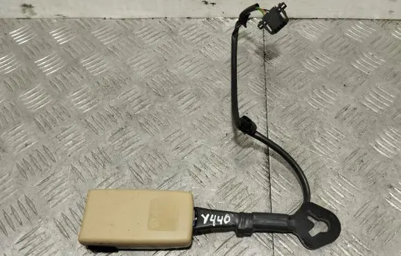 Audi A8 S8 D4 4H Front seatbelt buckle 4H0857756A