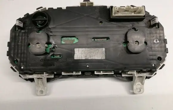 Nissan X-Trail T31 Speedometer (instrument cluster)