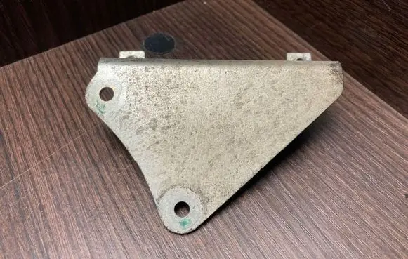 Mercedes-Benz Vito Viano W639 Engine mount bracket 6461420040