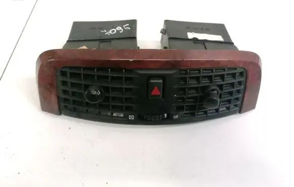 Cadillac SRX Dash center air vent grill 25703804 M1516E1420