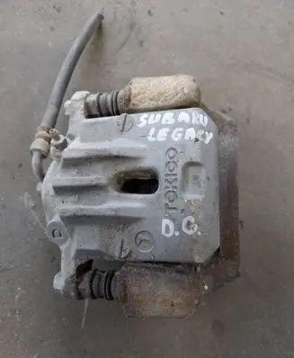 Rear brake caliper