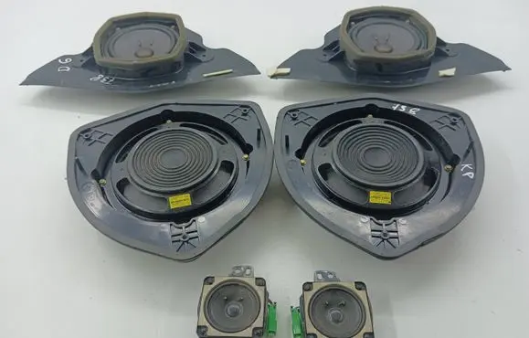 Saab 9-7X Audio system kit 15013121 15103799 15135033