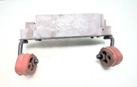 Volvo V60 Muffler mount bracket/holder 31387834 3M515A262DB