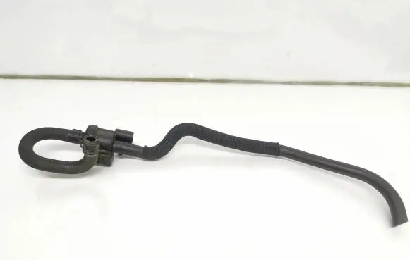 Audi A6 S6 C6 4F Breather valve 06e906517a 06e133784f