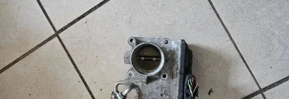 Toyota Corolla E120 E130 Throttle valve 220300D020