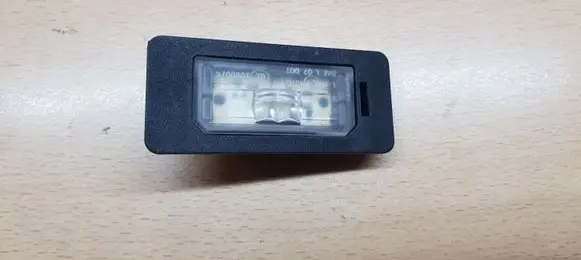 BMW 4 F32 F33 Number plate light 7193293