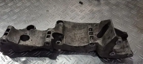 Volkswagen Golf IV Engine mounting bracket 06A903143P