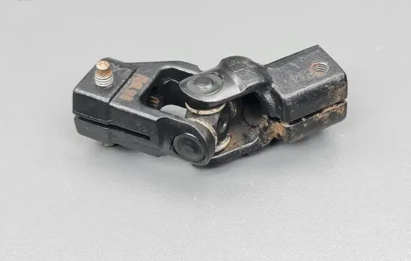 Jaguar XF X250 Steering column universal joint