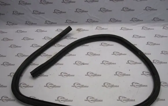 Volkswagen Scirocco Rubber seal loading door 
