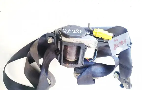 Honda FR-V Front seatbelt 33712hb02
