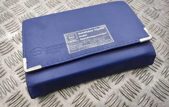Opel Signum Owners service history hand book 