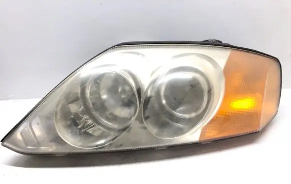 Hyundai Coupe Headlight/headlamp