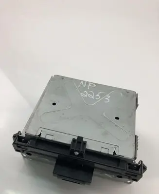 Radio/CD/DVD/GPS head unit