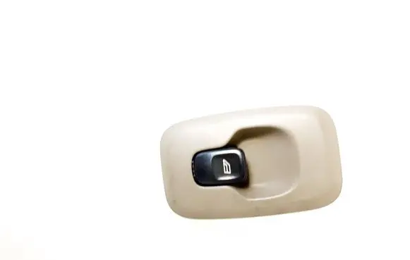 Volvo XC90 Electric window control switch 8685288