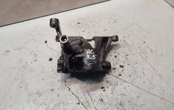 Audi A6 S6 C5 4B Oil pump 059115105 670815781
