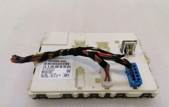 Mercedes-Benz C W205 Comfort/convenience module A2059008826